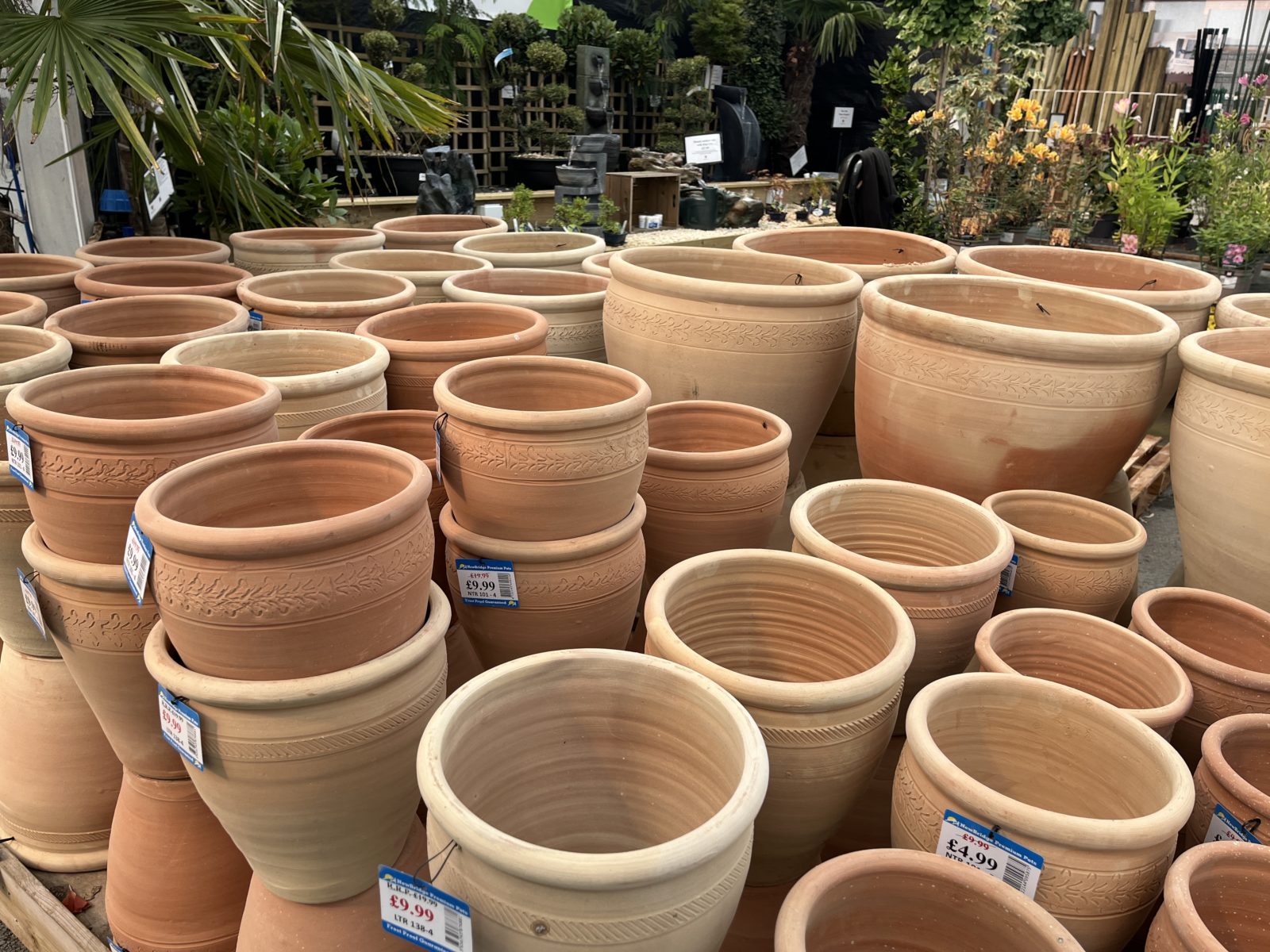 Himalayan pots